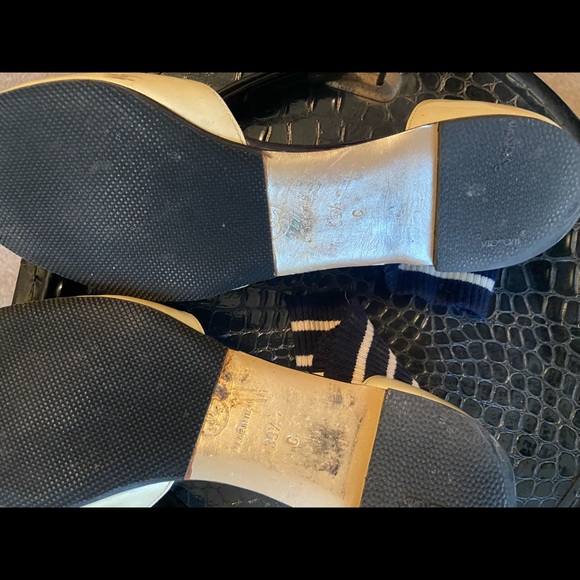 COCOOOOOO come out and play - Picture 3 of 9